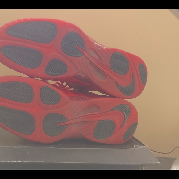 Gym red foamposite pros - Picture 4 of 7